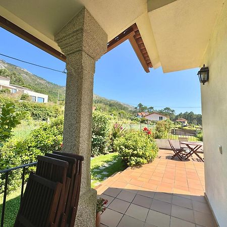Rooms Peregrinos A Casa Alicia Rosal Exterior photo